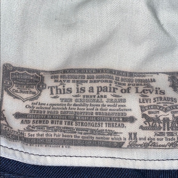 Levi’s 501 Size W42 L32 - Picture 4 of 6